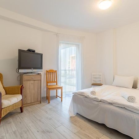 Admiral Luxury VI Apartman By Bltn Siófok Eksteriør bilde