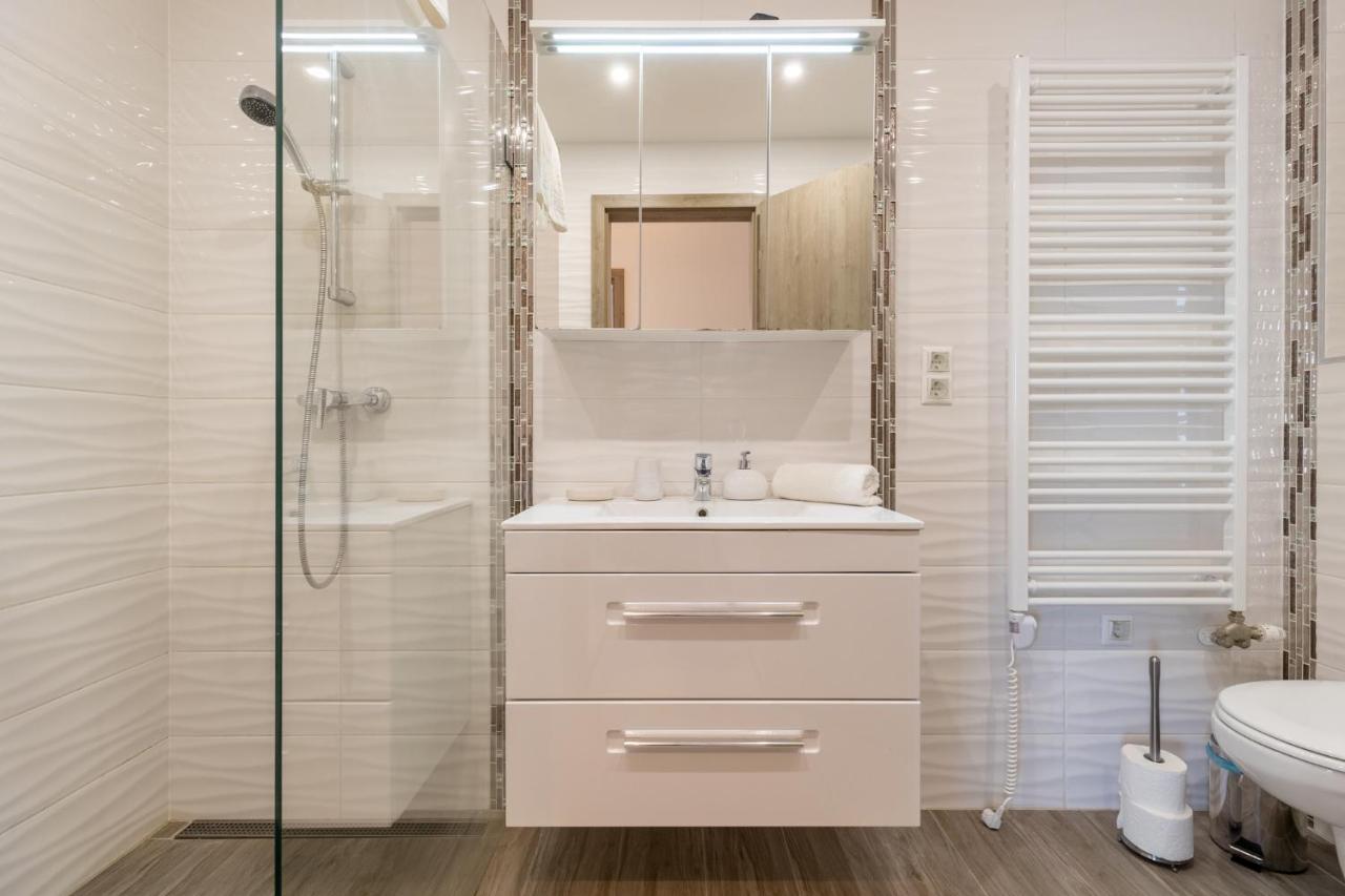 Admiral Luxury VI Apartman By Bltn Siófok Eksteriør bilde